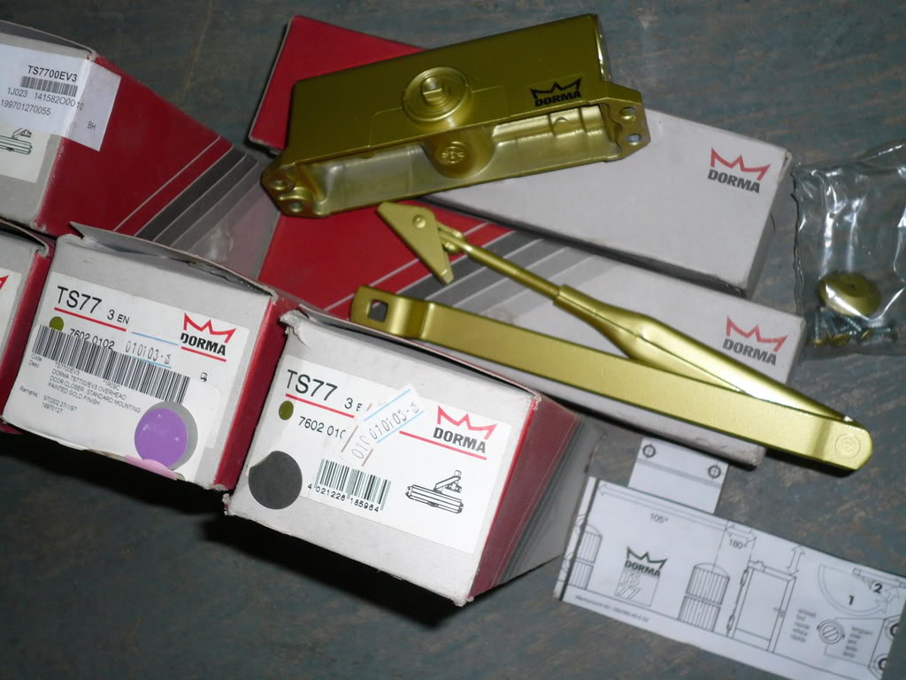 DORMA TS77-EV3 Door Closer Non-Handed(LH/RH) in Gold Painted