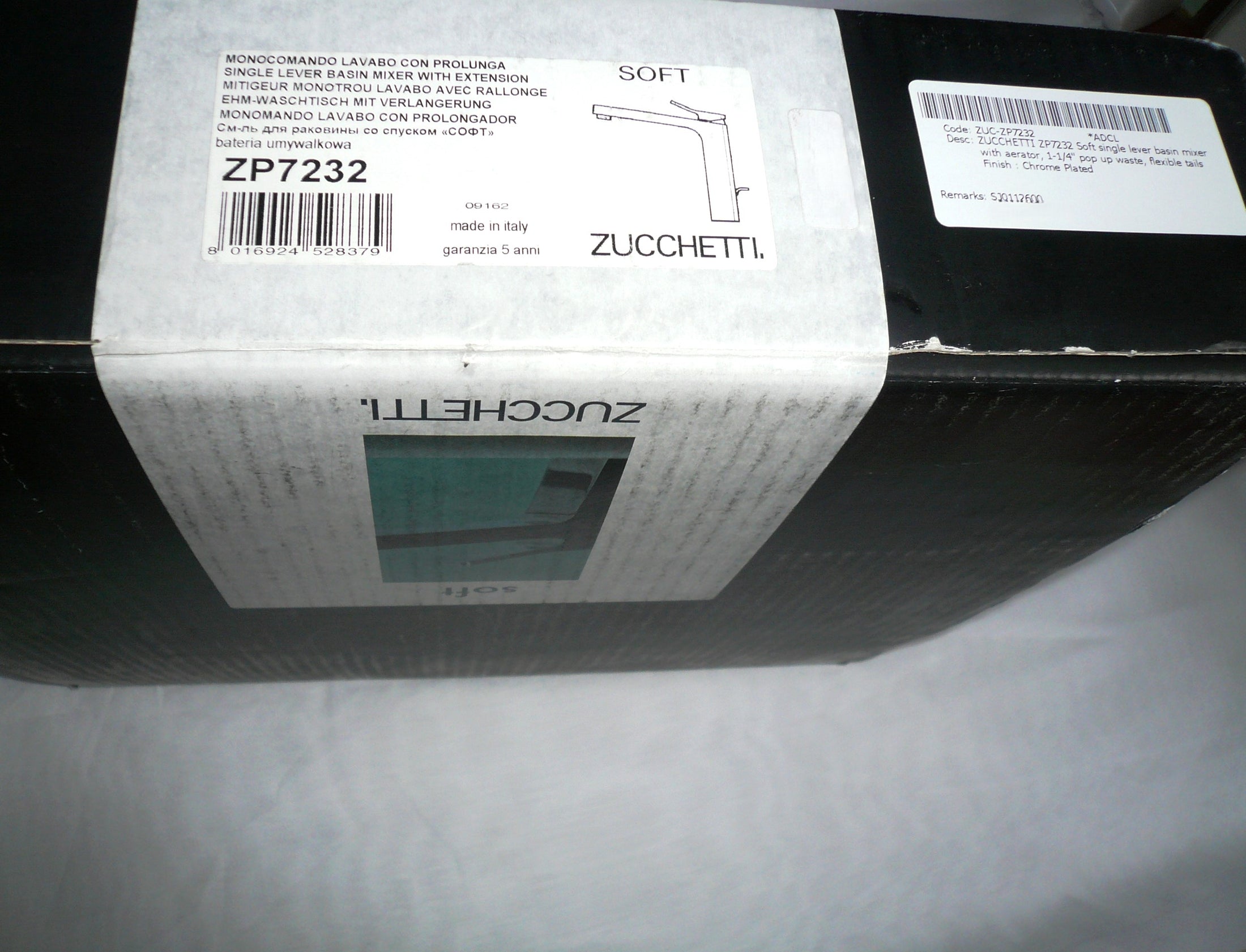Zucchetti Soft ZP7232 single lever basin mixer w/pop-up waste ...