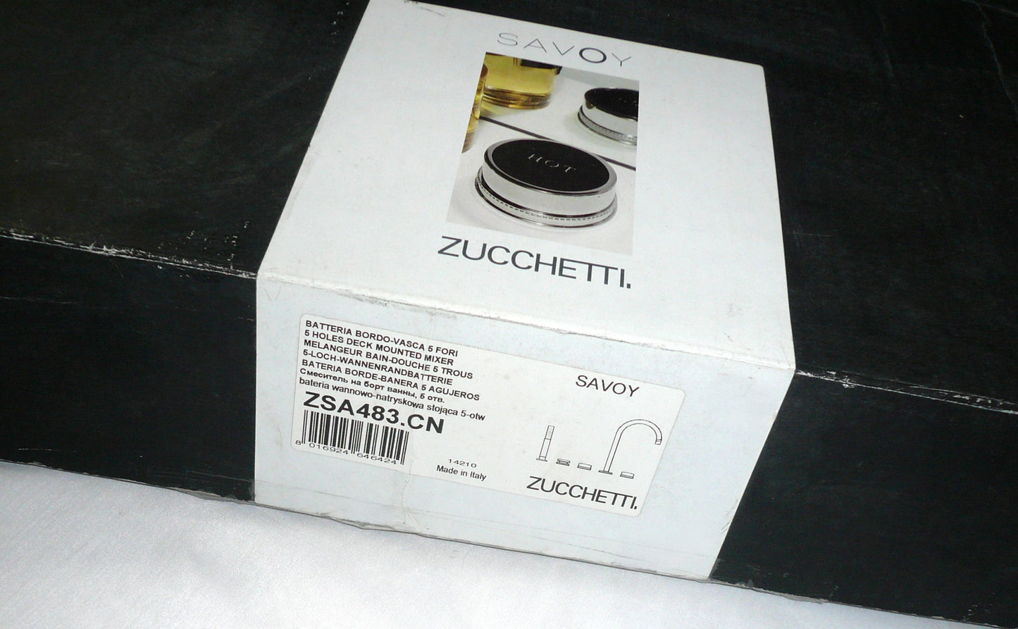 Zucchetti Savoir ZSA483.CN 5-hole bath mixer w/pull-out handshower & shower hose